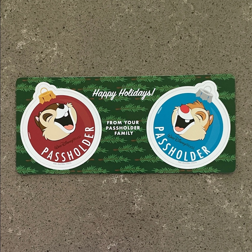 Disney Holiday Chip & Dale Passholder Magnet